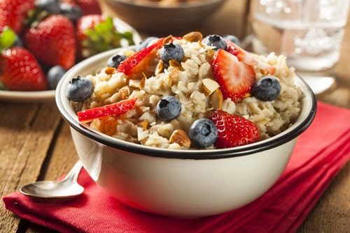 A Healthy Diet with Oats in Recovery from Infections